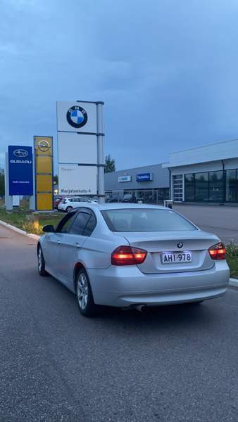 BMW 318 Kouvola - valokuva 2