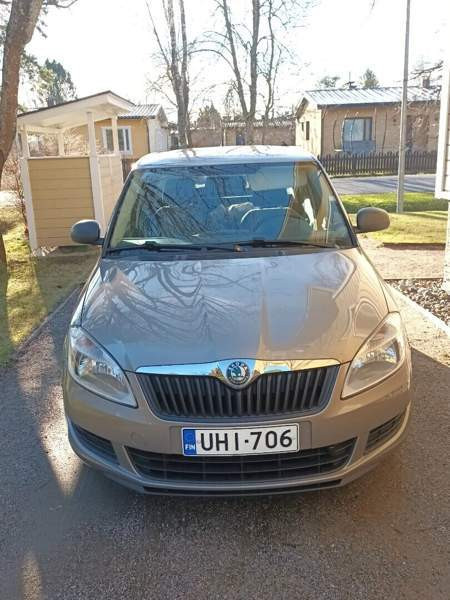 Skoda Fabia Лохья - изображение 3