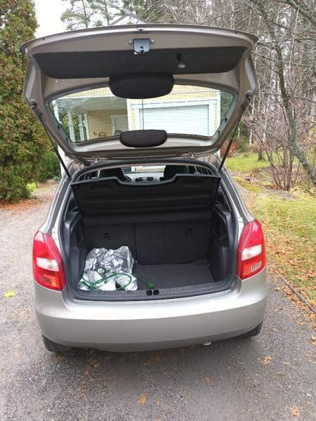 Skoda Fabia Лохья - изображение 6