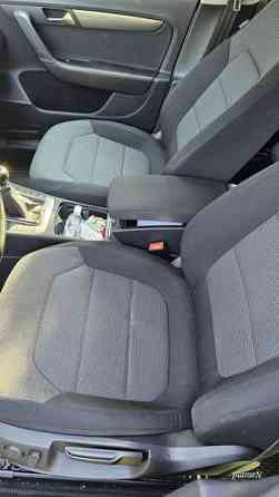 Volkswagen Passat Каарина