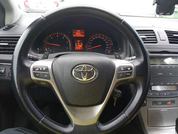 Toyota Avensis Kitee – foto 4