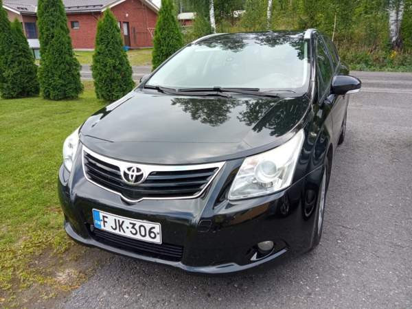 Toyota Avensis Kitee – foto 2