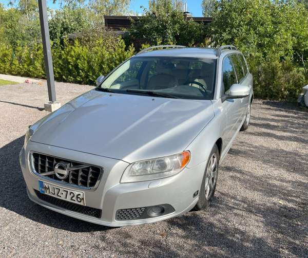 Volvo V70 Helsinki - valokuva 1