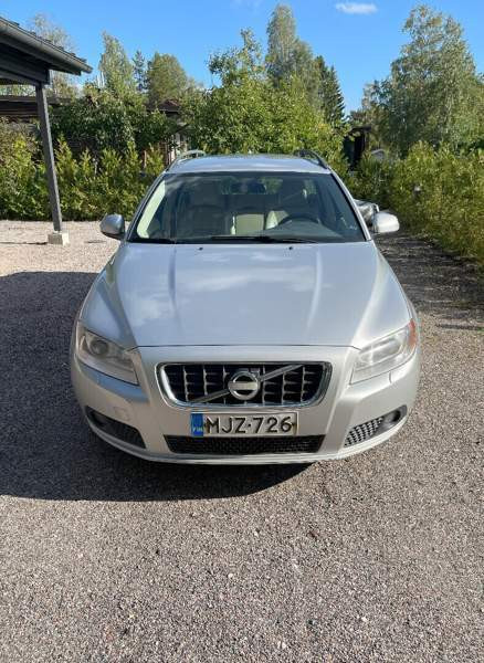 Volvo V70 Helsinki - valokuva 2