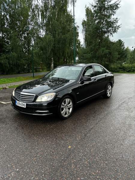 Mercedes-Benz C Padasjoki - valokuva 1