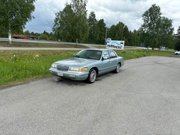 Mercury Grand Marquis Rovaniemi - valokuva 2