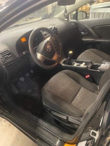 Toyota Avensis Vaasa - valokuva 3