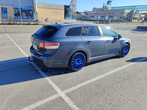 Toyota Avensis Turtkul - photo 5