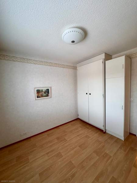 3h + k + lasp + kph + erill. wc + vh  Pieksämäki - photo 5