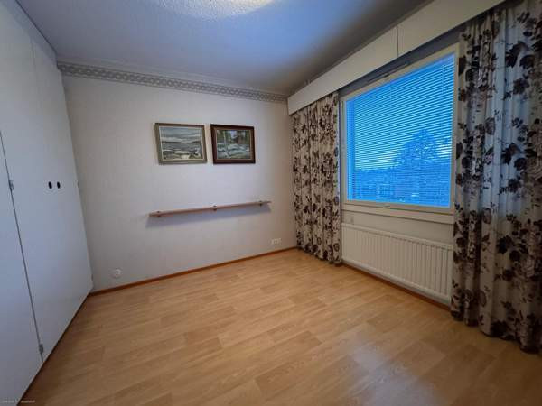 3h + k + lasp + kph + erill. wc + vh  Pieksämäki - photo 6