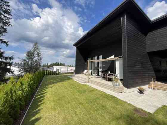 Paritalo 4h+k+khh+wc+vh+kph+s+ak ja varasto  Jyvaeskylae