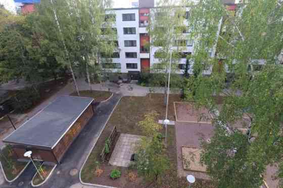 3-4 h, kph, 2 WC, lasitettu parveke  Vantaa