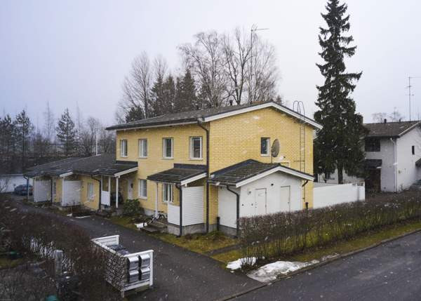 4h + k + s + p, piha, varasto  Helsinki - valokuva 1