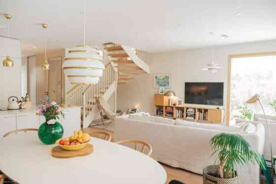 4 mh, oh, avok., 2 x kph s, khh, 2 x vaatehuone, t  Порвоо