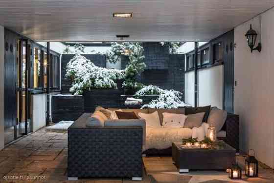 2 oh, 5-6 mh, keittiö, rt, 2kph, 3 wc, sauna, khh  Helsinki