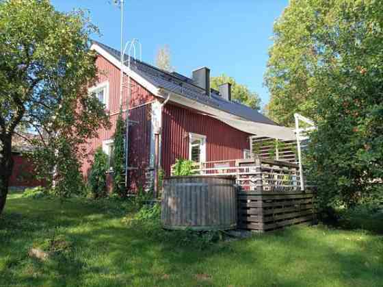 4h, k, eteinen, aula, 2 x wc, sh, khh, lasikuisti,  Mynämäki