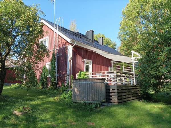 4h, k, eteinen, aula, 2 x wc, sh, khh, lasikuisti,  Mynämäki - valokuva 1