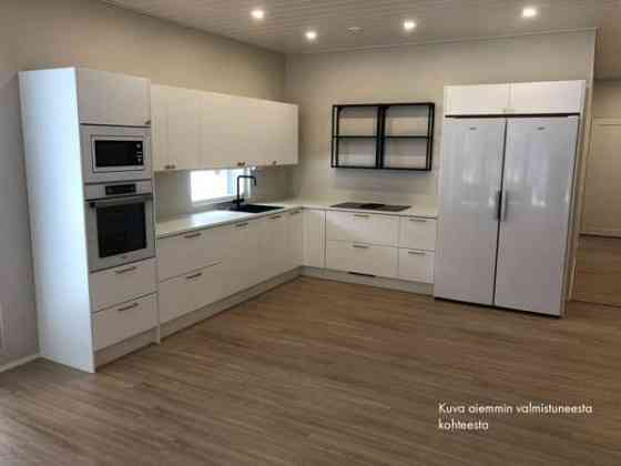 4mh, avok, oh/rt, vh, 2wc, khh, ph, s, tekn.tila  Russia