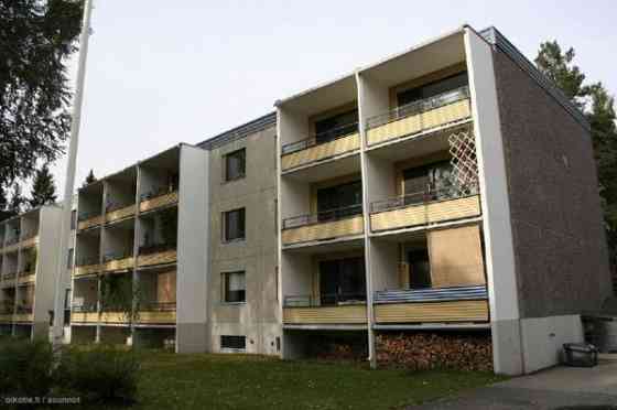 3h + keittiö, vaatehuone ja parveke.  Jyvaeskylae