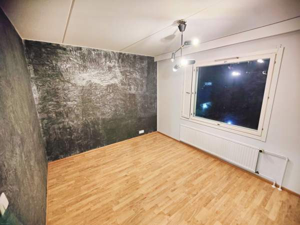 3h + k + lasit-p.  Lappeenranta - valokuva 8