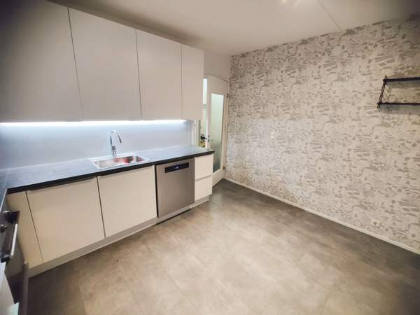 3h + k + lasit-p.  Lappeenranta - valokuva 4