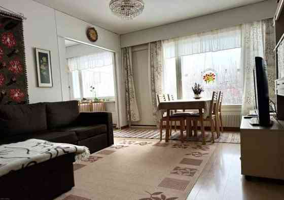 3h+k+kph+s+vh+erillinen wc ja piha  Ylitornio