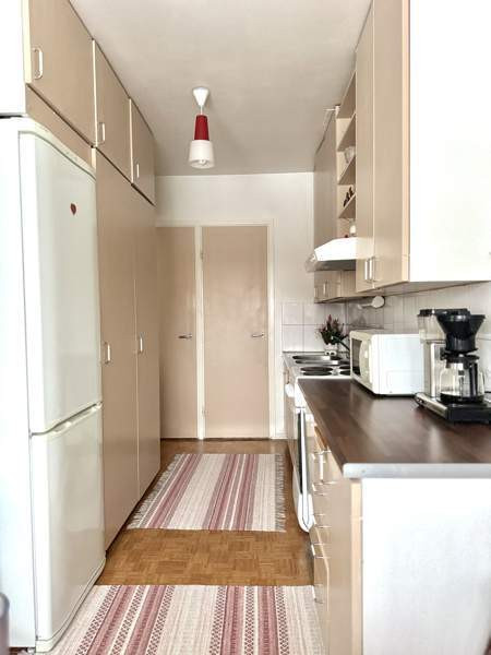 3h+k+kph+s+vh+erillinen wc ja piha  Ylitornio - photo 5