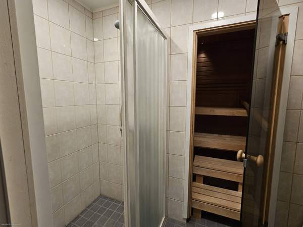 3h, k, khh, kph, s, wc, terassi, autotalli, ulkova  Hollola - valokuva 7