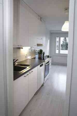 3h + k + kylpyhuone/sauna + lasitettu parveke  Helsinki