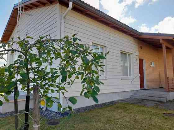 3h + avok + 2 kph + khh + reilu piha  Vantaa