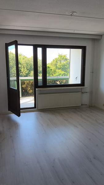 1h+alkovi+kph+kk+ iso lasitettu parveke  Helsinki - изображение 1