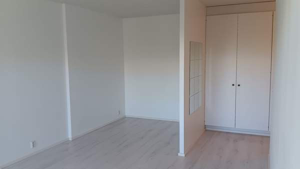 1h+alkovi+kph+kk+ iso lasitettu parveke  Helsinki - изображение 8