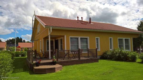 3mh + oh + k + s + kh + wc + varastot  Vaasa - photo 1