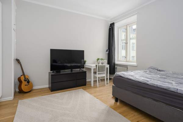 1h + avok  Helsinki - valokuva 1