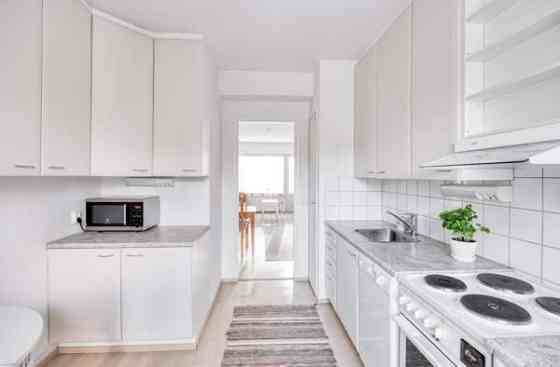 2h, k, kph, vh, parveke  Helsinki