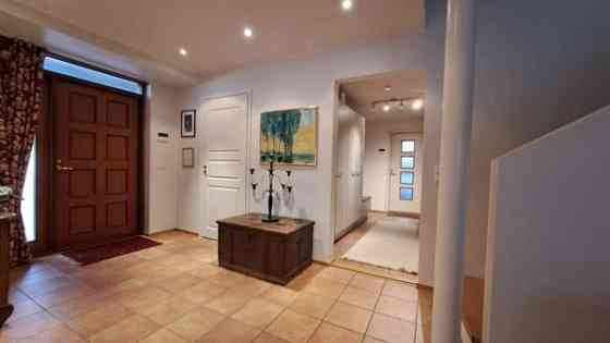 5H+k+2xkph+s+wc+viherhuone+harrastetila+työ-/viera  Эспоо