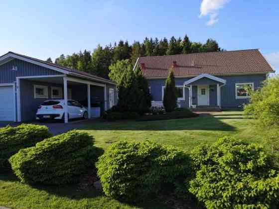 6mh +k+oh+aula+khh+ph+s+2xwc, erillinen autotalli+  Naantali