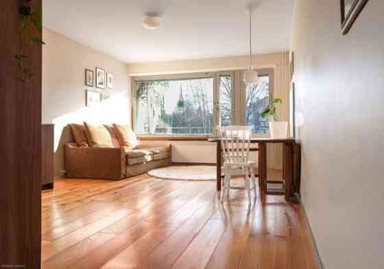 3h, avok., kph, lasit. parv. (yj: 2h+k)  Helsinki