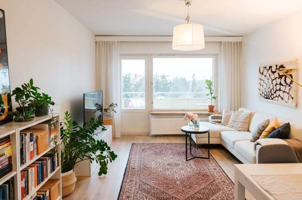 2h + k + kph + vh + p  Helsinki - valokuva 2