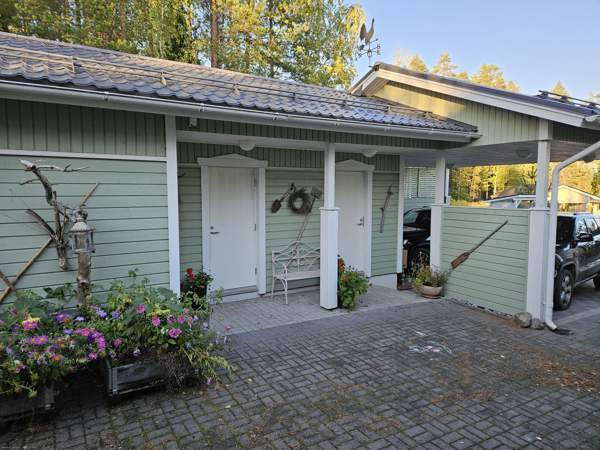 5h + k + khh + s + ph  + 2wc  Luga - valokuva 8