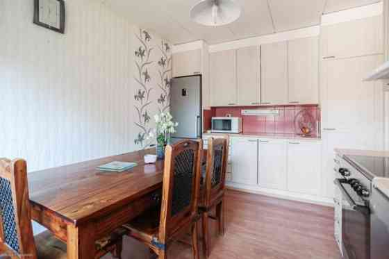 3 mh, oh, keittiö, kylpyhuone + Wc, saunaosasto, a  Hyllykallio