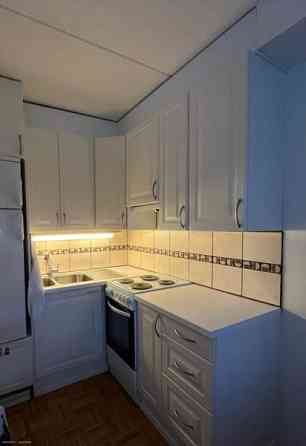 1h+alkovi+kk+kylpyhuone+oma piha  Эспоо