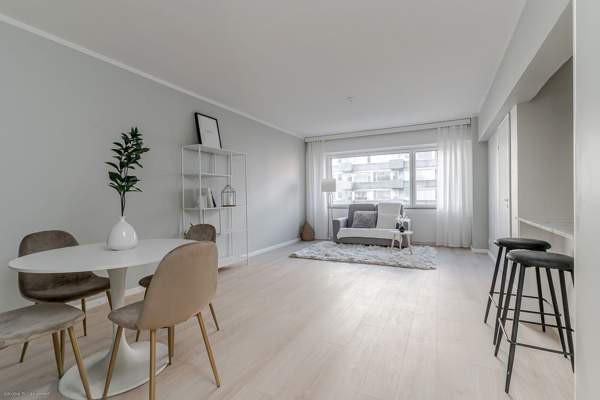 4h + keittiö + kph + vaatehuone + parveke  Turtkul - valokuva 3