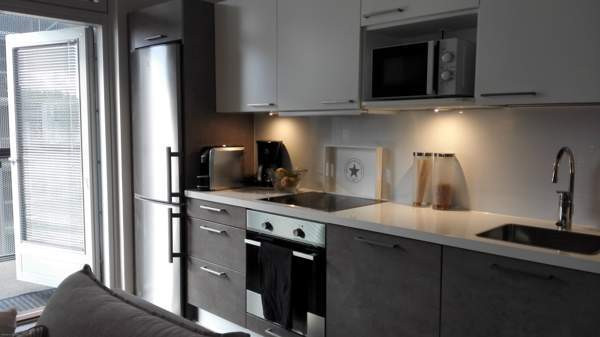 1h + avok + lasitettu p  Vantaa - valokuva 6