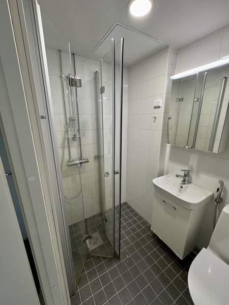 1h + kk+kylpyhuone  Helsinki - изображение 4
