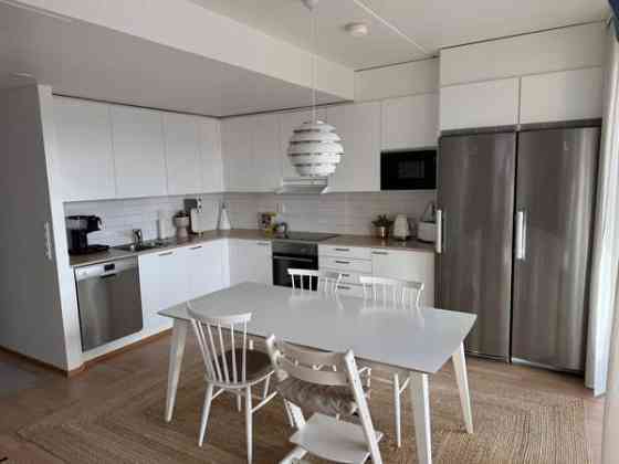 4h + k + vh + kph + wc + lasitettu parveke  Helsinki