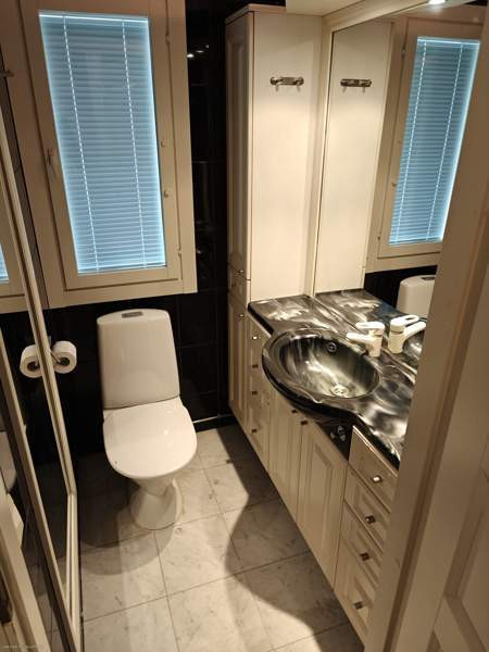 3h + k + khh + ph + s + ulkovarasto  Zaporiz'ka Oblast' - valokuva 8