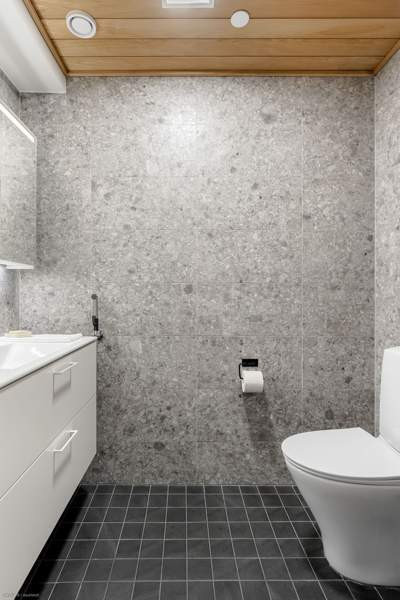 3H + KT + KPH + WC + 2 parveketta  Turtkul - photo 6