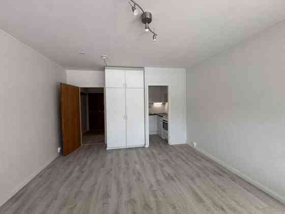 1h + kk + kph + lasitettu parveke  Helsinki