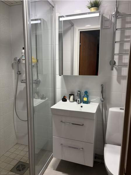 1h + kk + kph + lasitettu parveke  Helsinki - photo 7